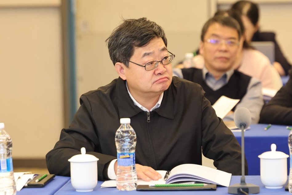 产生了广泛的学术影响和社会影响