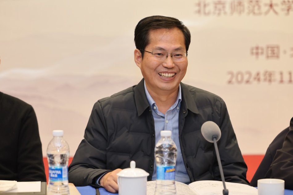 对照阅读例如先生治学严谨